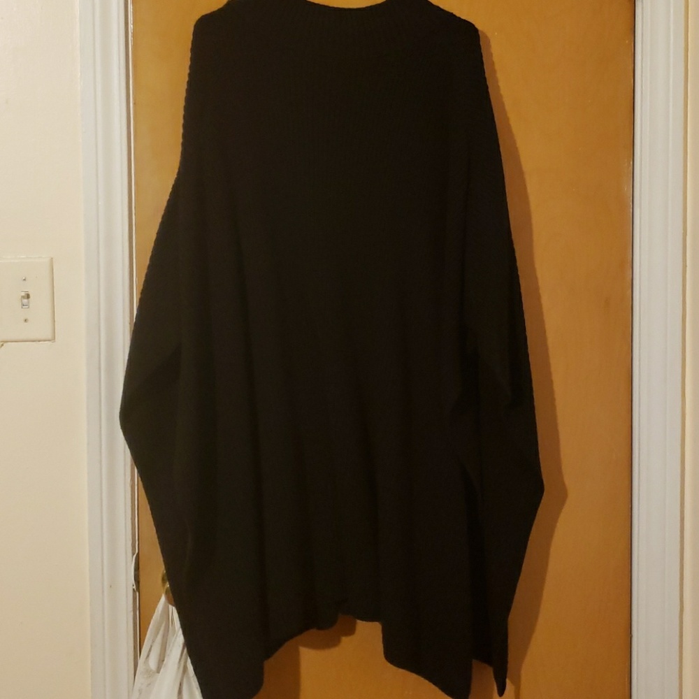 Style & Co Poncho - Picture 3 of 3